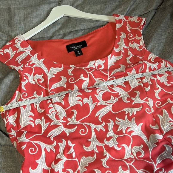 💥3/10 Sale - Beautiful RNstudio by Ronnie Nicole Dress - Picture 5 of 9